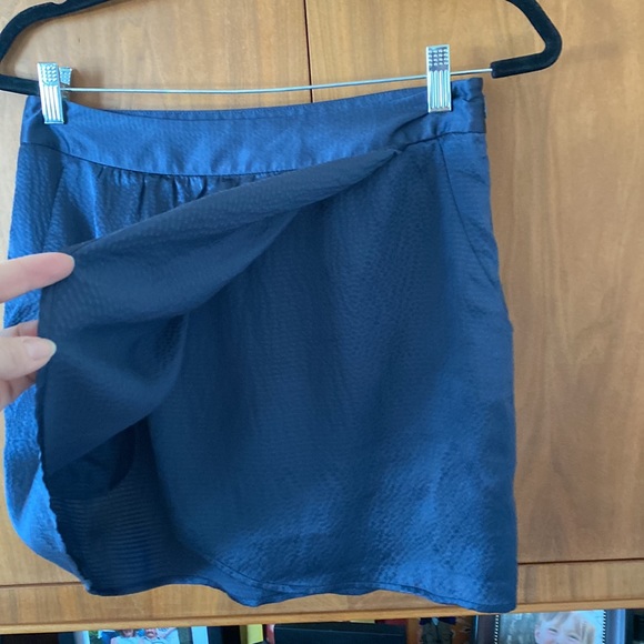 TALULA 100%Silk Mini Skirt - Picture 3 of 7